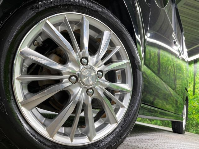 �y15�C���`�A���~�z�C�[���z�O�ςɃ}�b�`�����A���~�z�C�[���𑕒����Ă���܂��B�e��A���~�z�C�[����A�X�^�b�h���X�^�C�����戵�����Ă���܂��B���񂲑��k����������