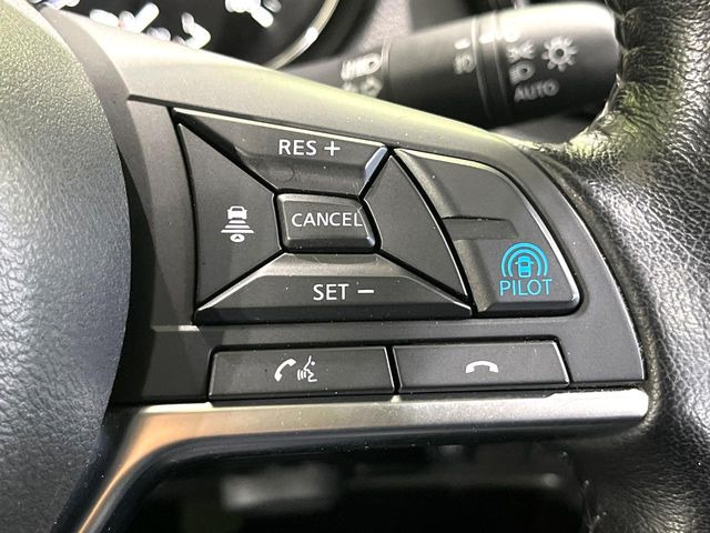 【プロパイロット】高速道路での長距離走行が楽に!!渋滞時と巡回走行のシーンで、アクセル・ブレーキ・ステアリングを自動で制御し、長距離運転の負担を軽減してくれます♪