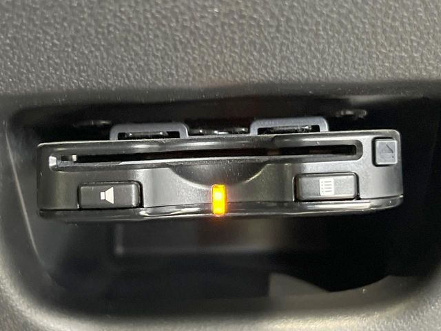 【ETC】高速道路の料金所をストレスなく通過!話題のスポットやサービスエリアに多い「スマートIC」利用時は必須のアイテムです。当店でセットアップを実施、ご納車当日からすぐにご利用いただけます!