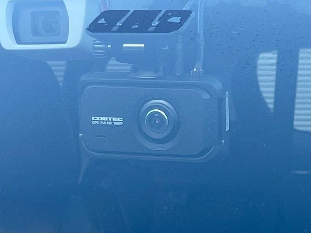 �y�h���C�u���R�[�_�[�z���S�E���S�ȃJ�[���C�t�ɕK�{�̃h���C�u���R�[�_�[�𑕔�!���s���͂������A������^�]�⎖�̂ɑ��������ۂ̏󋵂��f���ŋL�^���A����̃��X�N�ɔ����܂��B