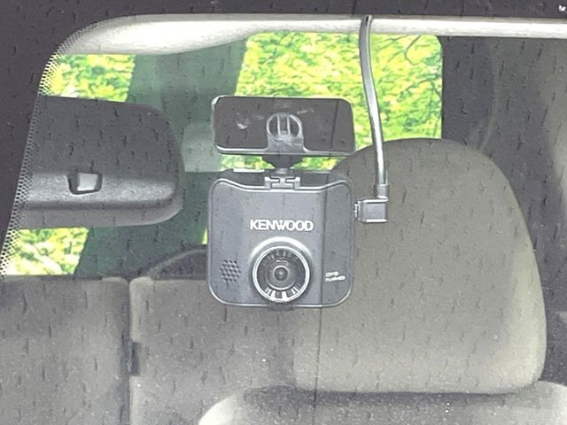 �y�h���C�u���R�[�_�[�z���S�E���S�ȃJ�[���C�t�ɕK�{�̃h���C�u���R�[�_�[�𑕔�!���s���͂������A������^�]�⎖�̂ɑ��������ۂ̏󋵂��f���ŋL�^���A����̃��X�N�ɔ����܂��B