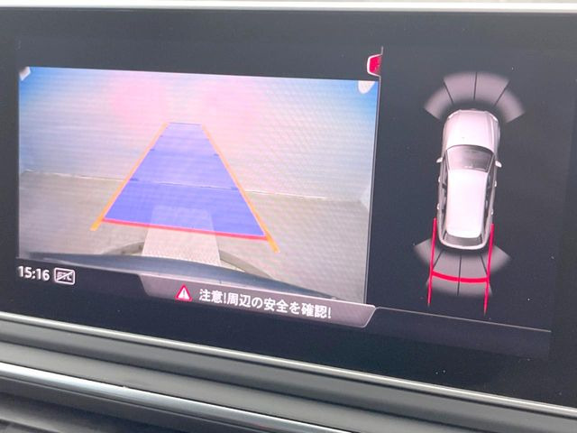 ●ガイドライン付きバックカメラ:不安な駐車もこれで安心!ガイドライン付きなので狭い箇所での駐車もラクラクです!