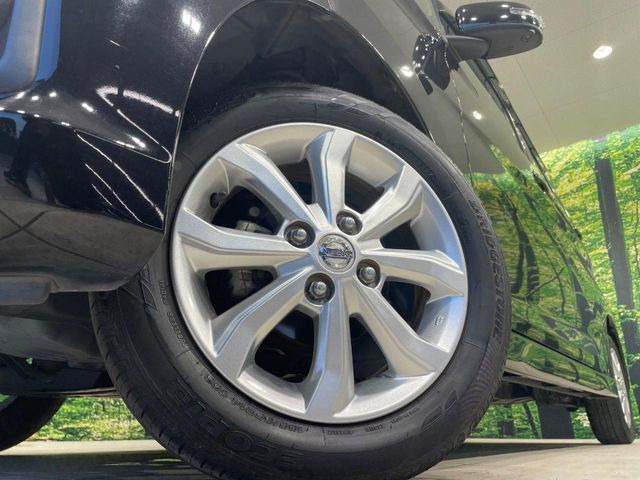 �y����14�C���`�A���~�z�C�[���z�O�ςɃ}�b�`���������A���~�z�C�[���𑕒����Ă���܂��B�e��ЊO�A���~�z�C�[����A�X�^�b�h���X�^�C�����戵�����Ă���܂��B���񂲑��k����������