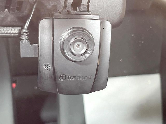 �y�h���C�u���R�[�_�[�z���S�E���S�ȃJ�[���C�t�ɕK�{�̃h���C�u���R�[�_�[�𑕔�!���s���͂������A������^�]�⎖�̂ɑ��������ۂ̏󋵂��f���ŋL�^���A����̃��X�N�ɔ����܂��B