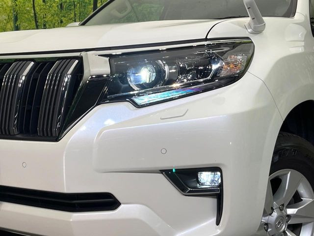 �yLED�w�b�h���C�g�z���V����ԑ��s�����ǍD�Ȏ��E���m�ۂ����S���ĉ^�]�ł��鍂�P�xLED�w�b�h���C�g�𑕔�!�_�����x�������A����d�͂��}�����Ă��܂��B