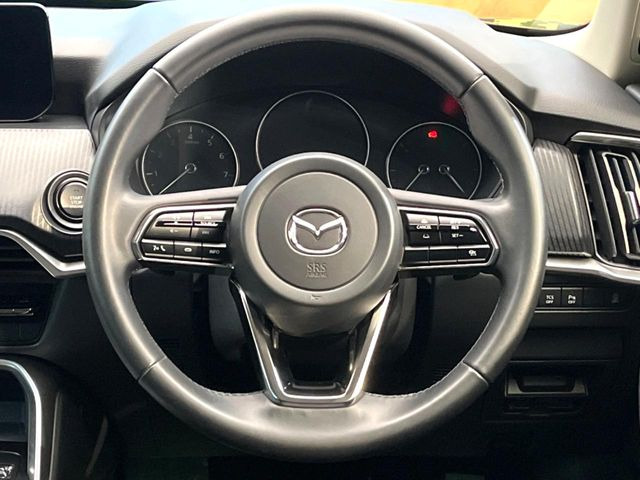 �y�����v�����X�e�A�����O�z�㎿�Ȋv���g�p���邱�ƂŁA��ɂ����������݂ƂĂ��^�]���₷���n���h���ł���