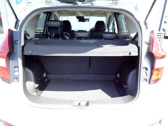 通常時のラケッジスペースです!大きな開口で荷物の乗せ降ろしも楽に行えます。