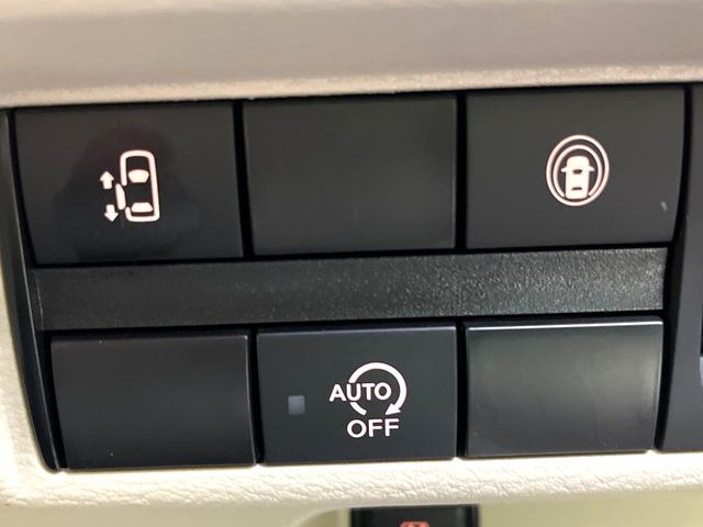 �y�p���[�X���C�h�h�A�z�X�}�[�g�L�[��^�]�Ȃ̃X�C�b�`�ŃX���C�h�h�A�̊J���\���d��������͂����ăh�A���J����K�v�������A���������q�l�ł��A�d���ו��������Ă��鎞�����N�ɊJ���߂ł��܂���