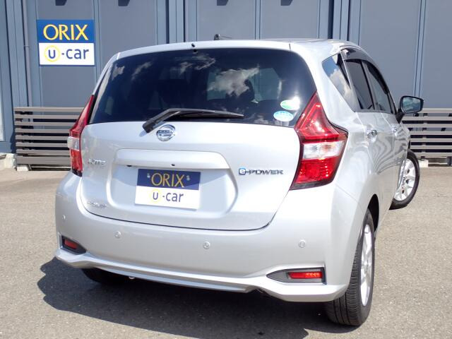 リヤビューの画像になります。オリックス認定中古車には、ご購入後も安心してお乗りいただくために、独自の「オリックス認定中古車保証」をお付けしています。