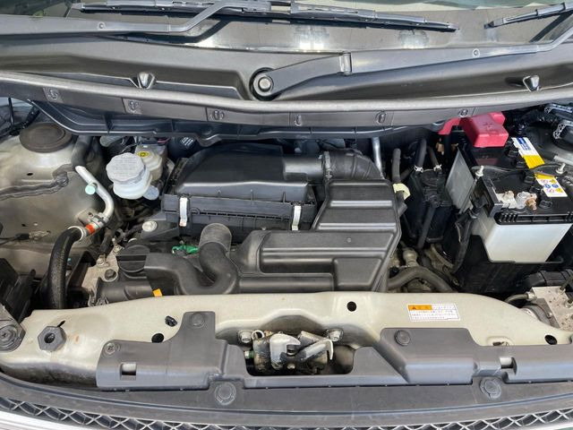 親切・丁寧な専門メカニックスタッフが応対!・車検・点検整備・事故等の修理などアフターサービスも安心。お車のカスタマイズもネクステージのサービススタッフまでご相談ください!