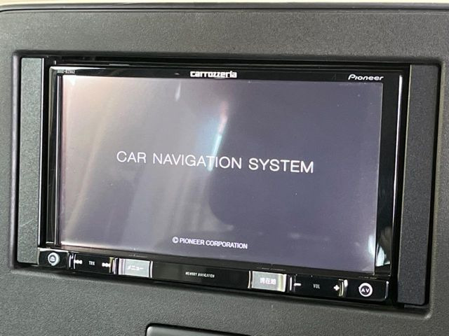 【ナビゲーション】目的地までしっかり案内してくれる使いやすいナビ。Bluetooth接続すればお持ちのスマホやMP3プレイヤーの音楽を再生可能!毎日の運転がさらに楽しくなります!!