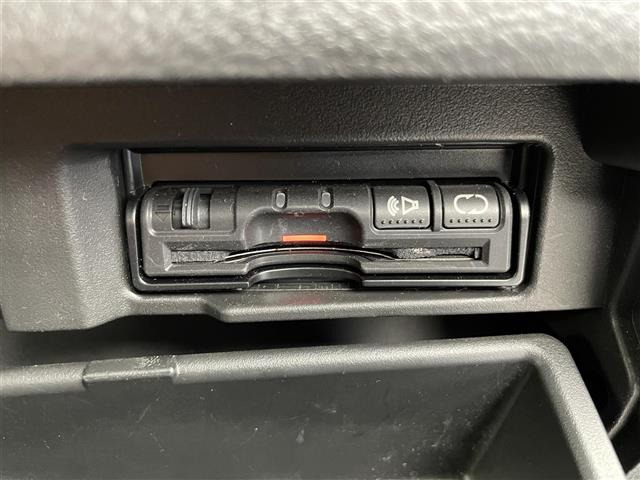 セレナ2.0 ハイウェイスター Vセレクション+Safety S-HYBRID