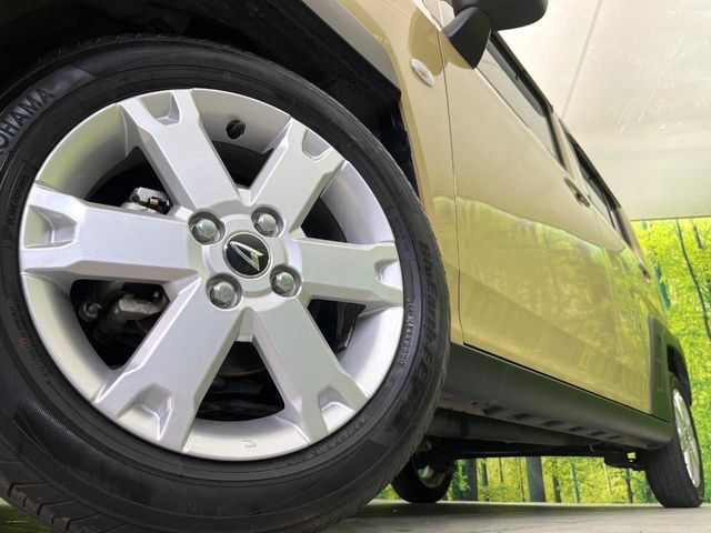 �y����15�C���`�A���~�z�C�[���z�O�ςɃ}�b�`���������A���~�z�C�[���𑕒����Ă���܂��B�e��ЊO�A���~�z�C�[����A�X�^�b�h���X�^�C�����戵�����Ă���܂��B���񂲑��k����������