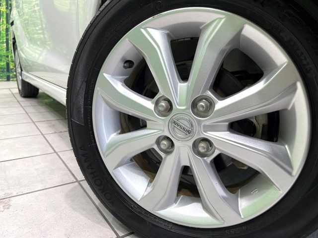 【純正14インチアルミホイール】外観にマッチした純正アルミホイールを装着しております。各種社外アルミホイールや、スタッドレスタイヤも取扱いしております。是非ご相談ください♪