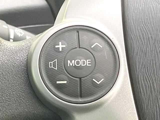 �y�X�e�A�����O�X�C�b�`�z�^�]���A�O������ڐ������炷���ƂȂ��A�I�[�f�B�I���̑��삪�\�ȕ֗��@�\!���S&���K�ȃh���C�u�����o���Ă���܂���