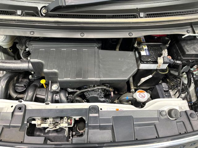 親切・丁寧な専門メカニックスタッフが応対!・車検・点検整備・事故等の修理などアフターサービスも安心。お車のカスタマイズもネクステージのサービススタッフまでご相談ください!