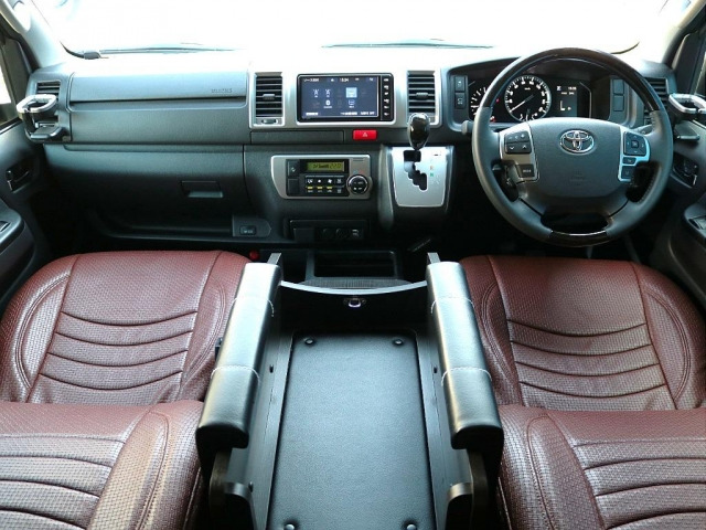 ハイエースバン2.8 スーパーGL ロング ディーゼル 4WD