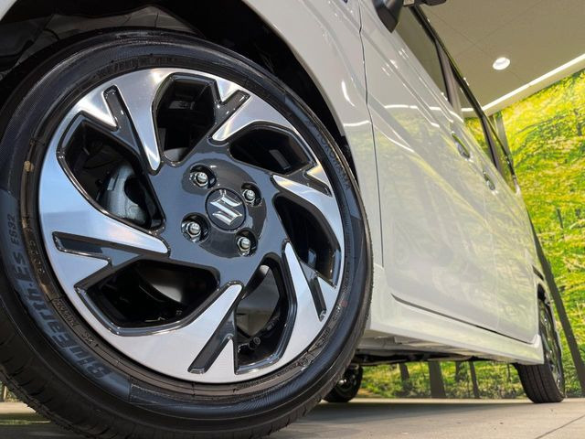 �y����15�C���`�A���~�z�C�[���z�O�ςɃ}�b�`���������A���~�z�C�[���𑕒����Ă���܂��B�e��ЊO�A���~�z�C�[����A�X�^�b�h���X�^�C�����戵�����Ă���܂��B���񂲑��k����������