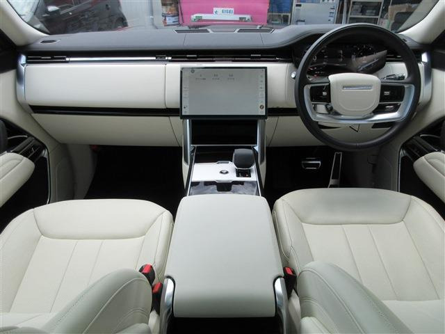 レンジローバーSE 3.0L P550e スタンダードホイールベース 4WD