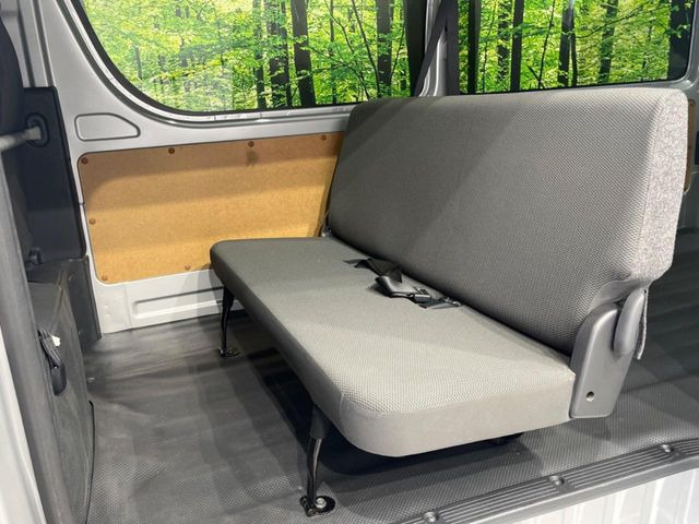 �L�X�Ƃ���2��ڃV�[�g�͋��Z���������A���S�n�����K!�F�B��Ƒ��Ƃ̂��o�����ɂ҂�����ł��B�x�r�[�V�[�g��`���C���h�V�[�g�g�p�������K�ɂ��߂�������������\���ȋ�Ԃ��m�ۂ��Ă��܂��B