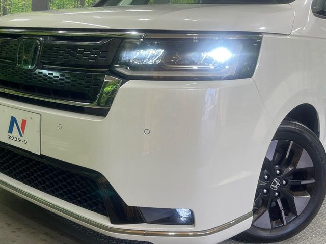 �yLED�w�b�h���C�g�z���V����ԑ��s�����ǍD�Ȏ��E���m�ۂ����S���ĉ^�]�ł��鍂�P�xLED�w�b�h���C�g�𑕔�!�_�����x�������A����d�͂��}�����Ă��܂��B