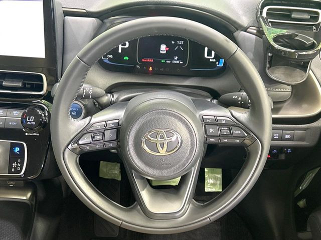 �y�����v�����X�e�A�����O�z�㎿�Ȋv���g�p���邱�ƂŁA��ɂ����������݂ƂĂ��^�]���₷���n���h���ł���