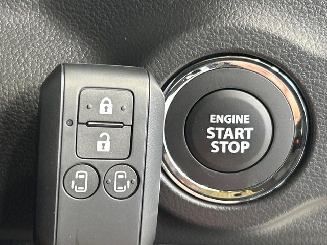 �y�L�[���X�X�^�[�g�V�X�e���z�J�o����|�P�b�g�ɓ��ꂽ�܂܂ł��h�A�̎{���E�������\�ȃX�}�[�g�L�[�𑕔��B�G���W���̃I���E�I�t�����J�M�����o���K�v����������Ƃ��Ă��֗��ł���