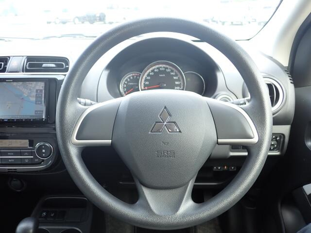 �傫�ȎC����Ȃ���ԗǍD�ł��B