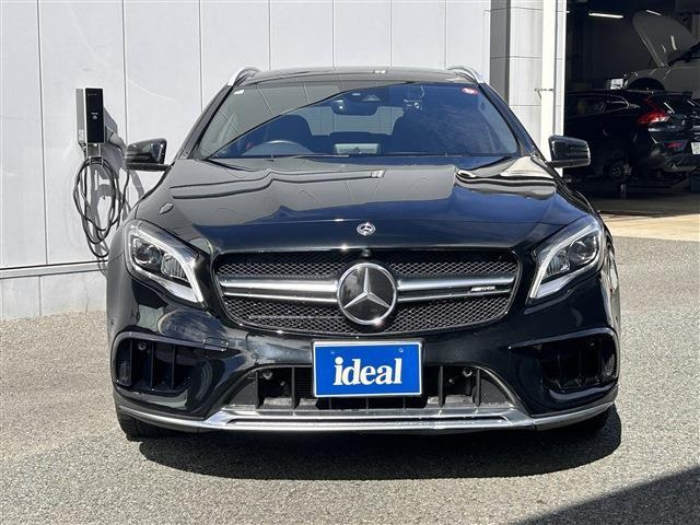 GLAクラスAMG GLA45 4マチック 4WD