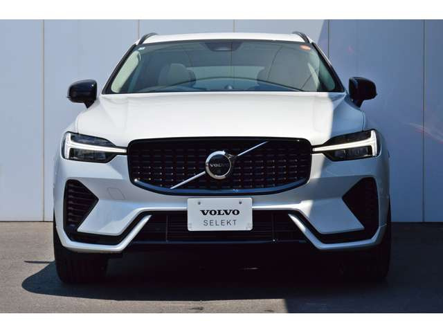 XC60ウルトラ T6 AWD プラグイン ハイブリッド 4WD