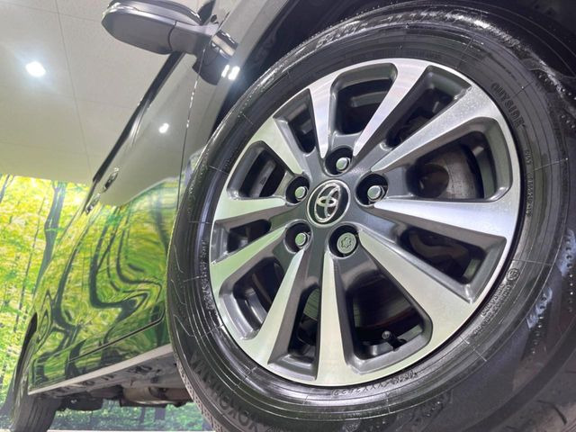 【純正16インチアルミホイール】外観にマッチした純正アルミホイールを装着しております。各種社外アルミホイールや、スタッドレスタイヤも取扱いしております。是非ご相談ください♪