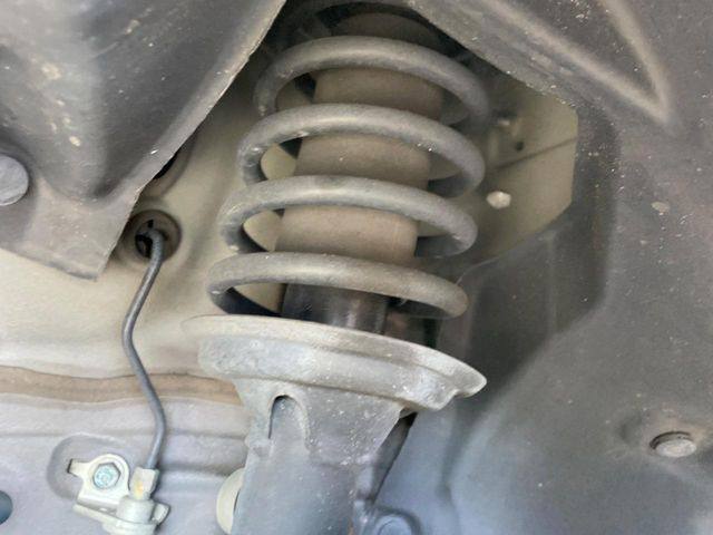 弊社では、全車『修復歴なし』のお車のみ取り扱っております。専任バイヤーによる厳選した仕入れの後、入庫後の車両チェックを行い、ネクステージが認定した高品質な中古車をご提供しております。