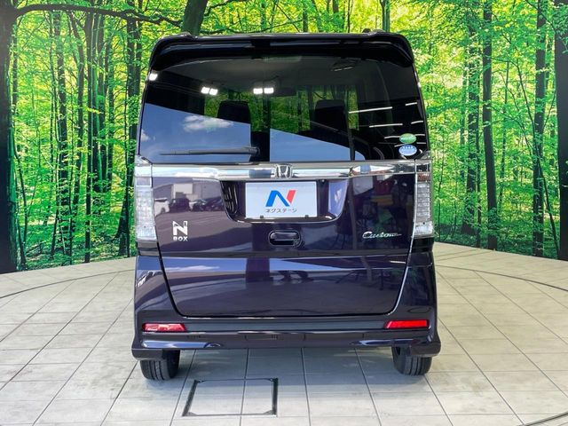 安心の最長10年・走行無制限保証(有償)をご用意。保証内容も充実はもちろん、無料点検&オイル交換や、年中無休の全国・24時間ロードサービスも付帯されておりますのでご安心下さい。