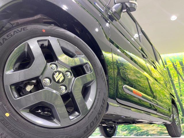 �y����14�C���`�A���~�z�C�[���z�O�ςɃ}�b�`���������A���~�z�C�[���𑕒����Ă���܂��B�e��ЊO�A���~�z�C�[����A�X�^�b�h���X�^�C�����戵�����Ă���܂��B���񂲑��k����������