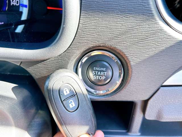 �y�X�}�[�g�L�[&�v�b�V���X�^�[�g�V�X�e���z�J�o����|�P�b�g�ɓ��ꂽ�܂܃h�A�̊J���ł��A�����^�b�`�Ŋy�X�G���W�����������܂���