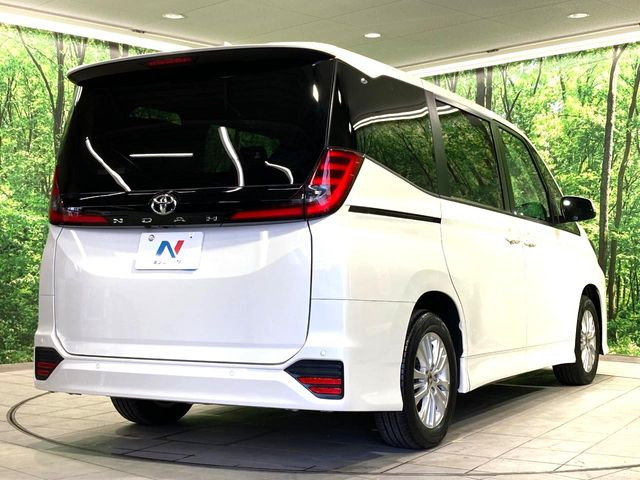 ☆全国のネクステージからお取り寄せが可能※!遠方の店舗に展示してあるクルマが気になる場合も、最寄りの店舗でご覧いただくことが可能です!是非私たちに要望をお聞かせください!※別途費用