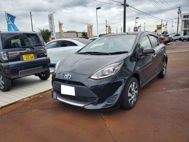 アクア1.5 S スタイルブラック