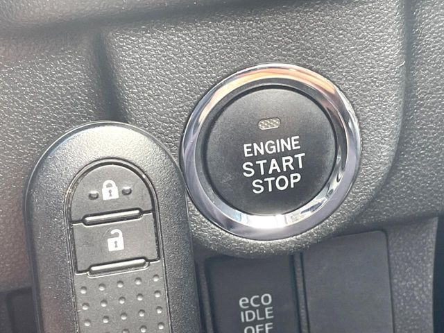 �y�L�[�t���[�V�X�e���z�J�o����|�P�b�g�ɓ��ꂽ�܂܂ł��h�A�̎{���E�������\�ȃX�}�[�g�L�[�𑕔��B�G���W���̃I���E�I�t�����J�M�����o���K�v����������Ƃ��Ă��֗��ł���