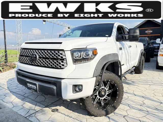 タンドラダブルキャブ SR5 4.6 V8