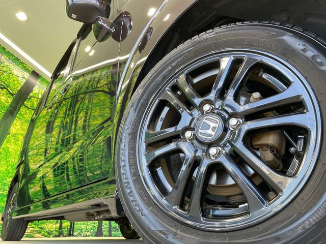 【純正14インチアルミホイール】外観にマッチした純正アルミホイールを装着しております。各種社外アルミホイールや、スタッドレスタイヤも取扱いしております。是非ご相談ください♪