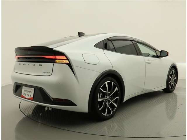 プリウス2.0 プラグインハイブリッド Z