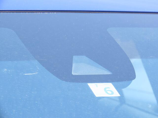 安心の衝突被害軽減装置付きです