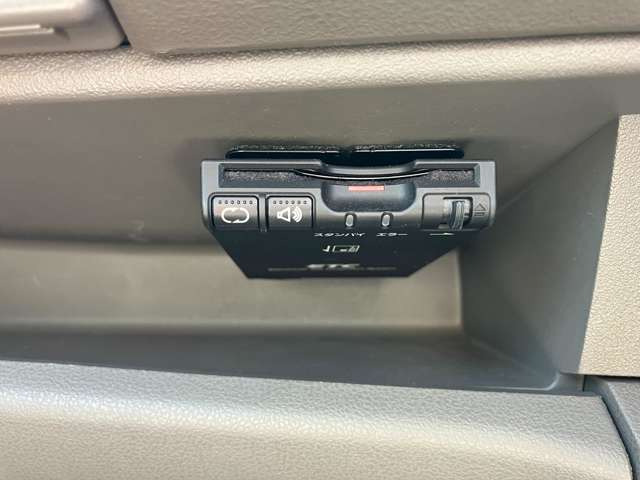 ETC装備!わずらわしい高速料金所はノンストップ!必須のアイテムです!