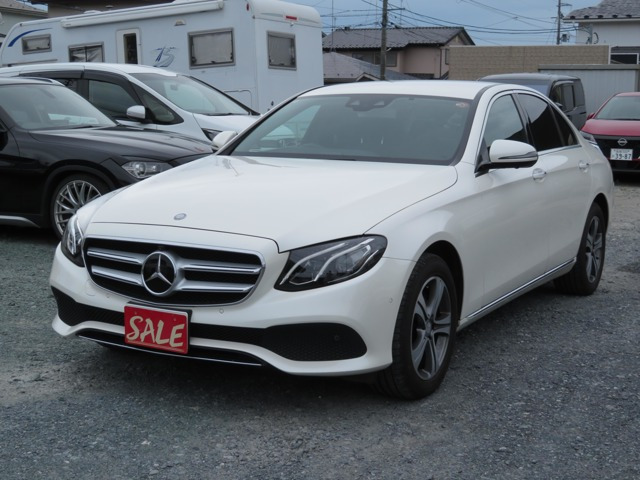 EクラスE200 4マチック アバンギャルド 4WD