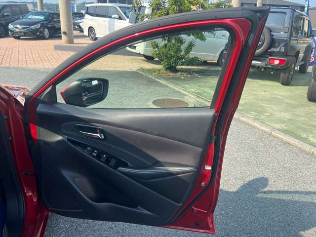 ���W����ɂ͍��i���̒��ÎԂ�V�Ԃ��������ł����W���䐔100��̑�^�W����֐��񂲗��X����������