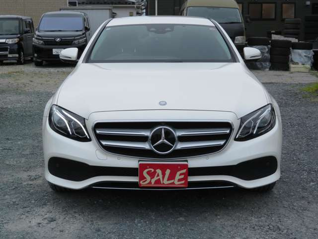 EクラスE200 4マチック アバンギャルド 4WD