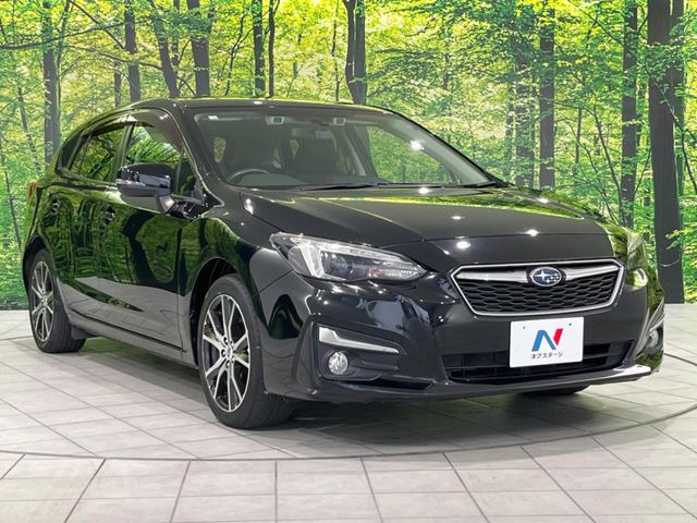 大好評のボディコーティング「弾スプラッシュコート」もご納車までに施工可能。通常のガラスコートと異なる、耐久年数6年の無機質ガラスコーティングが、ボディをキレイな状態に保ってくれます。