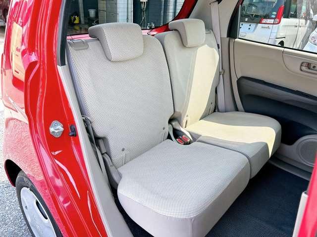 当店では厳選したお車を毎月100台以上の仕入れを行ない、お得な価格で皆様にご提供させて頂いております♪