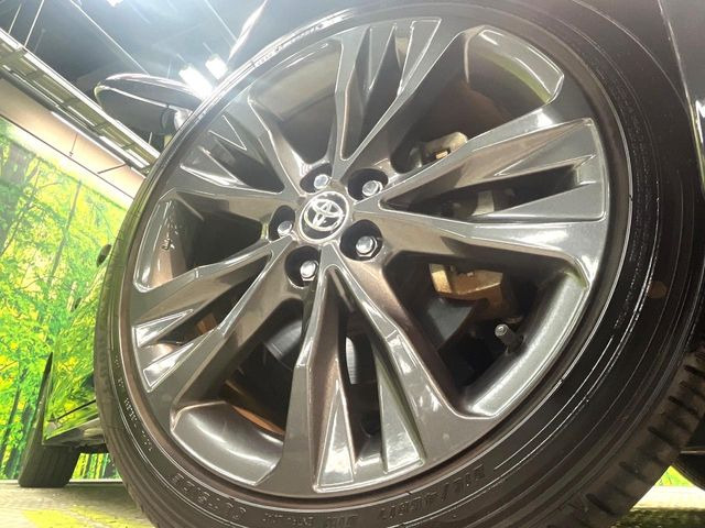 �y����17�C���`�A���~�z�C�[���z�O�ςɃ}�b�`���������A���~�z�C�[���𑕒����Ă���܂��B�e��ЊO�A���~�z�C�[����A�X�^�b�h���X�^�C�����戵�����Ă���܂��B���񂲑��k����������