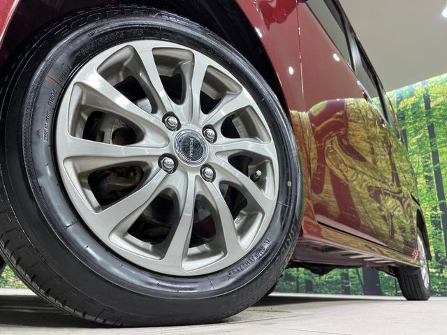 【14インチアルミホイール】外観にマッチしたアルミホイールを装着しております。各種アルミホイールや、スタッドレスタイヤも取扱いしております。是非ご相談ください♪
